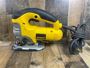 DEWALT DW331 6.5 AMP VARIABLE SPEED KEYLESS CORDED JIGSAW